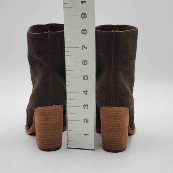 Vince Camuto - Suede Western Bootie - NWOT - Picture 11 of 15